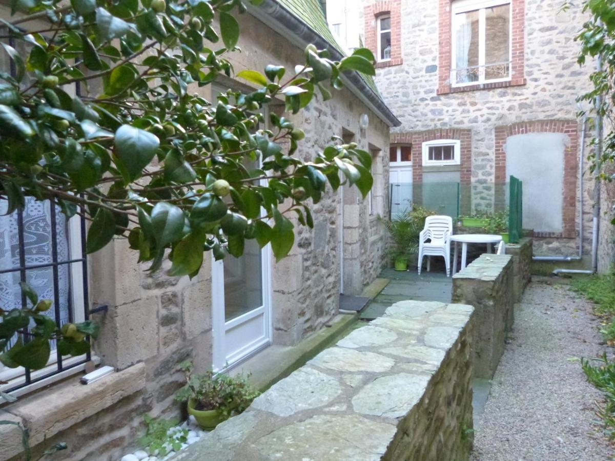 فيلا Quai Vauban سانت-فاست-لا-هوغ المظهر الخارجي الصورة